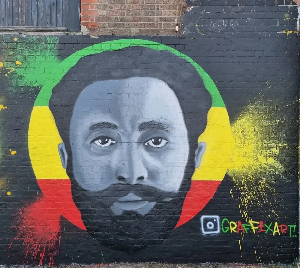 Brighton Graffiti Artist - Lewis Drage - Graffix Art